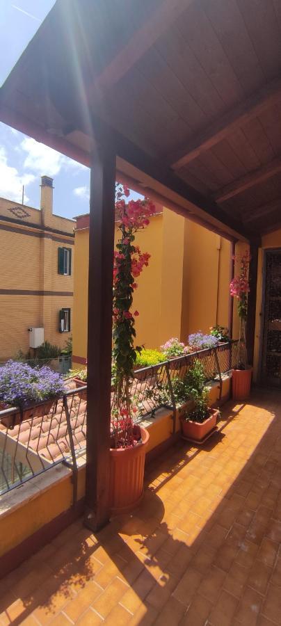 Elisa E Carla House Beautiful Apartments On The Cassia Rome Exterior photo